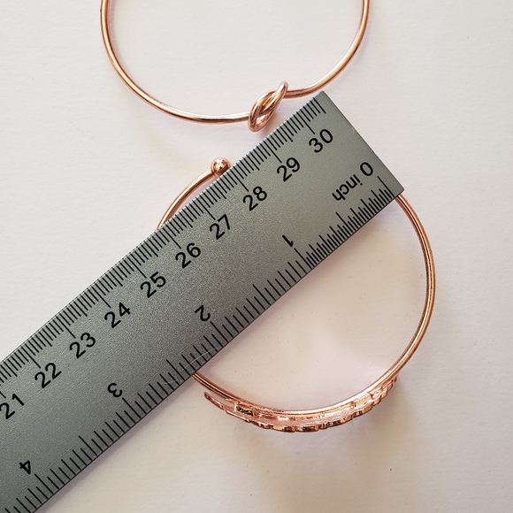 Rose gold tone Bracelets,  one is feather and one is Love knot - Picture 7 of 10